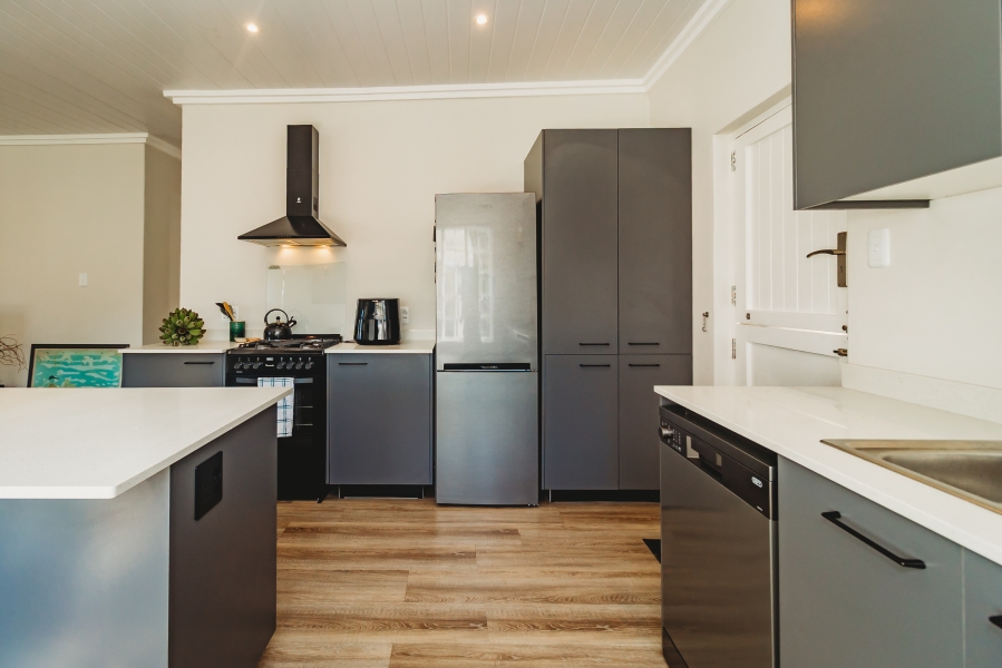 2 Bedroom Property for Sale in Fernridge Western Cape